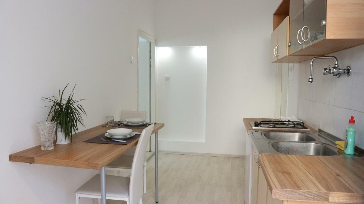 Apartman Lea Appartement *